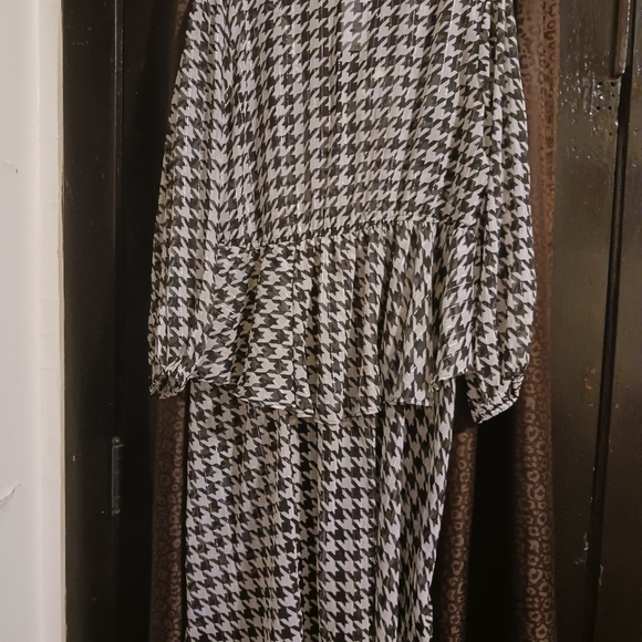 High low top - Picture 2 of 4